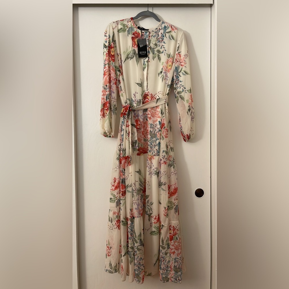 Floral modest dress
